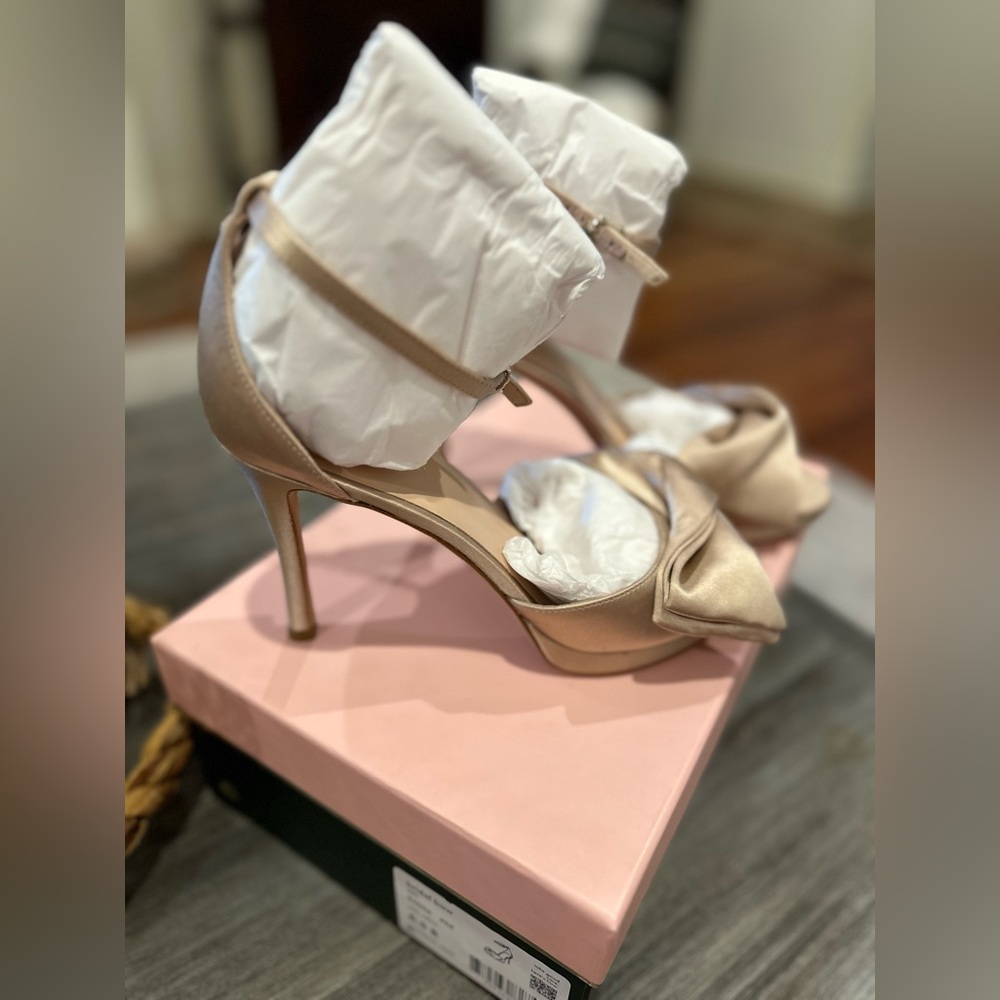 Brand New Kate Spade Blush Satin Heels with Bow - Picture 4 of 13